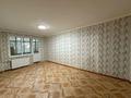 3-бөлмелі пәтер · 62 м² · 4/5 қабат, мкр Мясокомбинат Улица Ружейникова 12 — Мектеп,Балабақша,Дүкен барлығы бар жақын жерде, бағасы: 130 000 ₸ в Уральске — фото 2