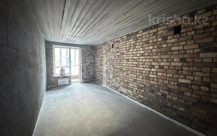 2-бөлмелі пәтер · 41 м² · 2/5 қабат, Ауэзова 32/2, бағасы: 19.3 млн ₸ в Экибастузе — фото 2