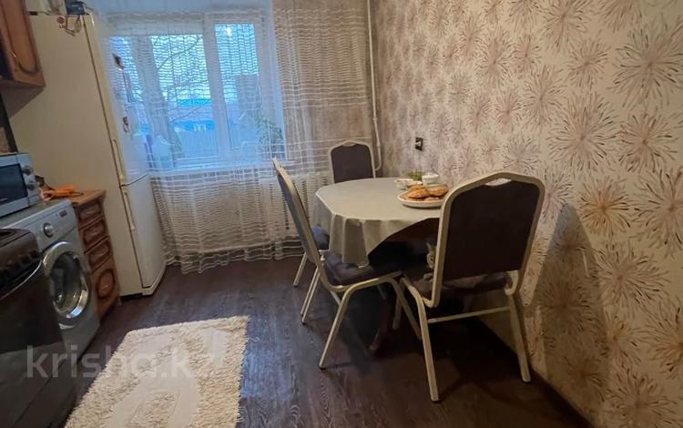 1-комнатная квартира, 36.2 м², 1/5 этаж, Шалкыма за 10.3 млн 〒 в Уральске — фото 2