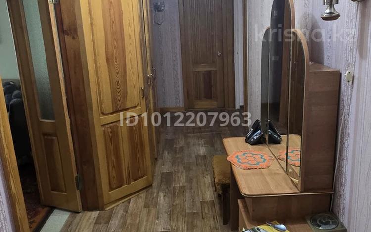 4-бөлмелі пәтер · 80 м² · 3/9 қабат, ул. Карима Сутюшева 15, бағасы: 33.5 млн ₸ в Петропавловске — фото 2