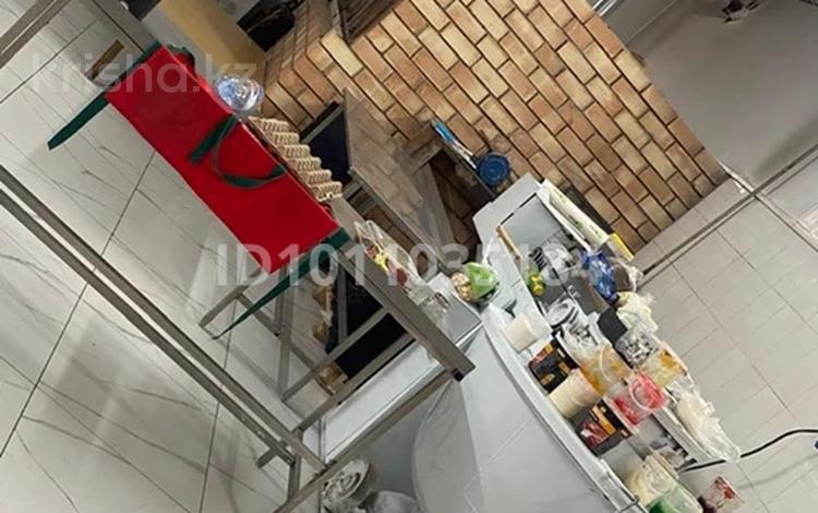 Свободное назначение, офисы, магазины и бутики, общепит · 180 м² за 250 000 ₸ в  — фото 2