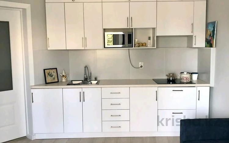 2-бөлмелі пәтер · 40 м² · 2/5 қабат, Рахимова 1а, бағасы: 160 000 ₸ в Таразе — фото 2