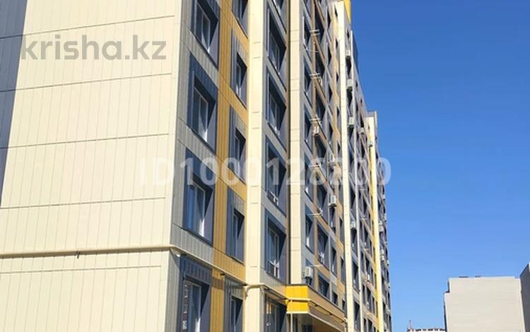 2-бөлмелі пәтер · 90 м² · 7/9 қабат, мкр. Алтын орда, Батыс 2, бағасы: 39 млн ₸ в Актобе — фото 2