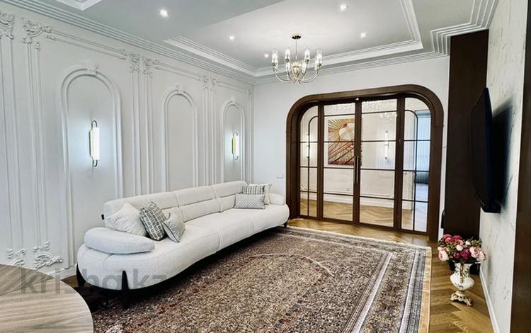 4-комнатная квартира · 137.2 м² · 6/9 этаж, Е-899 2а за 200 млн ₸ в Астане, Нура р-н — фото 11