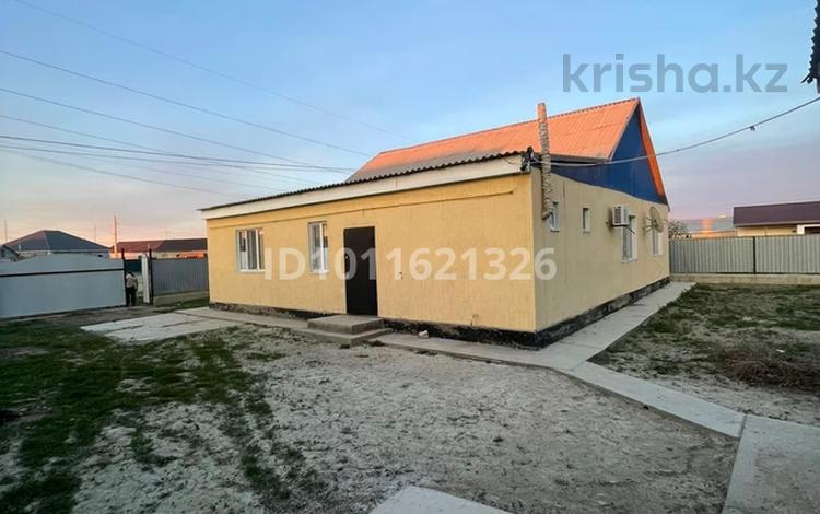Жеке үй · 4 бөлме · 168 м² · 10 жүзд., Береке (Память Ильича) 27 — Напротив магазин Адай, бағасы: 20 млн ₸ в Атырау — фото 2