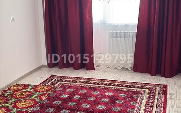 2-комнатная квартира · 62 м² · 2/5 этаж, мкр Аулие-Ата — Кирова базары за 90 000 ₸ в Таразе — фото 2