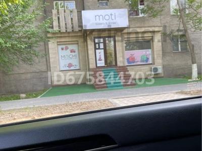 Свободное назначение, офисы, магазины и бутики, общепит, салоны красоты, медцентры и аптеки, образование, развлечения, кабинеты и рабочие места, студии · 74 м² за 450 000 ₸ в Шымкенте
