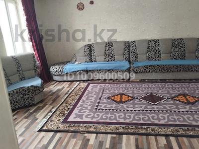 Отдельный дом · 4 комнаты · 120 м² · 8 сот., Керимбек 23 а — Абая за 180 000 〒 в Жалпаксае