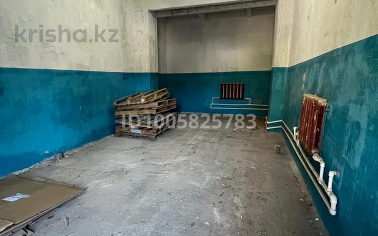 Гараж · 30 м² · мкр 8, Братьев Жубановых 278а — Сатпаева Бр.Жубановых за 150 000 〒 в Актобе — фото 2