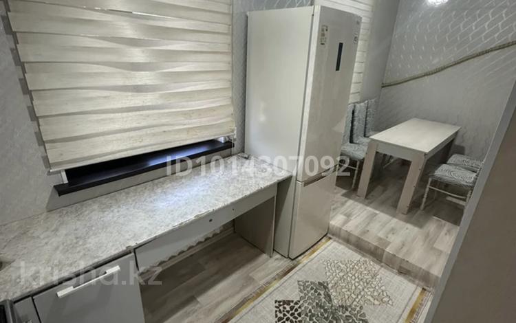 3-комнатная квартира · 70 м² · 2/5 этаж, Саулет 10 за 150 000 ₸ в  — фото 2