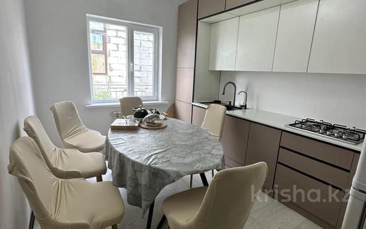 Отдельный дом · 4 комнаты · 100 м² · 4 сот., Иса байзакова 100 за 23.5 млн 〒 в Уральске — фото 2