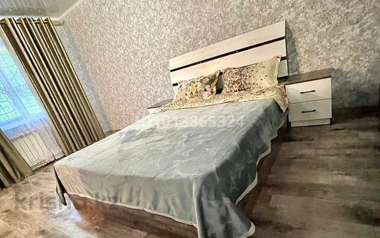 1-комнатная квартира · 42 м² · 1/5 этаж, Пр Республики — 3 мкр по Республики за 110 000 ₸ в Темиртау — фото 2