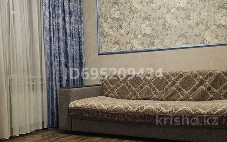 2-комнатная квартира · 49 м² · 1/3 этаж, Льва Толстого 6 — Напротив т/д Март за 15 000 〒 в Алматы, Турксибский р-н — фото 8