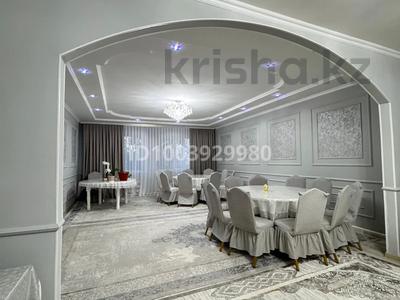 Отдельный дом · 4 комнаты · 392 м² · 8 сот., Металлург за 65 млн 〒 в Жезказгане