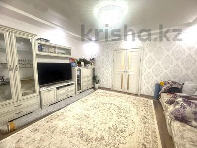 4-комнатная квартира · 82 м² · 7/9 этаж, Карменова за 26 млн 〒 в Семее