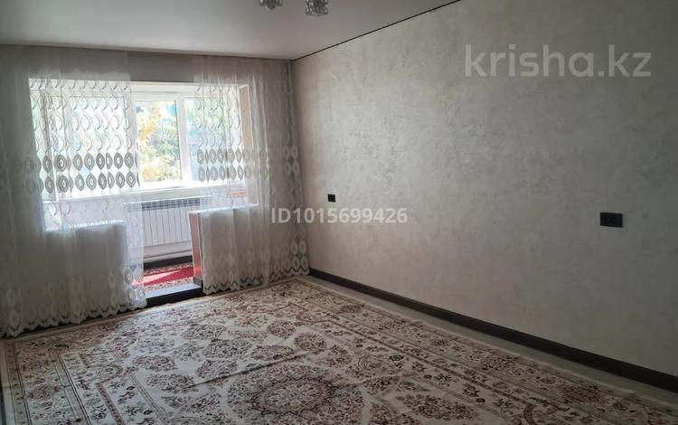 2-бөлмелі пәтер · 50 м² · 3/4 қабат, 18-шағынаудан, бағасы: 230 000 ₸ в Шымкенте, Аль-Фарабийский р-н — фото 2