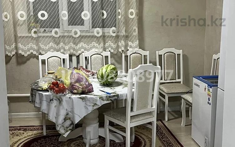 Отдельный дом · 4 комнаты · 144 м², 4-квартал 12 — Абая-Жеңіс за 160 000 〒 в Шалкар — фото 2