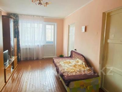 3-комнатная квартира · 47.6 м² · 2/5 этаж, Майкудук, 14й микрорайон за 12 млн 〒 в Караганде, Алихана Бокейханова р-н