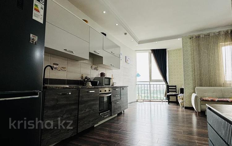 3-бөлмелі пәтер · 90 м² · 14/20 қабат, Брусиловского 148, бағасы: 60 млн ₸ в Алматы, Алмалинский р-н — фото 37