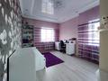 Жеке үй · 6 бөлме · 307.2 м² · 6 жүзд., Артыгалиева 47, бағасы: 120 млн ₸ в Уральске — фото 51