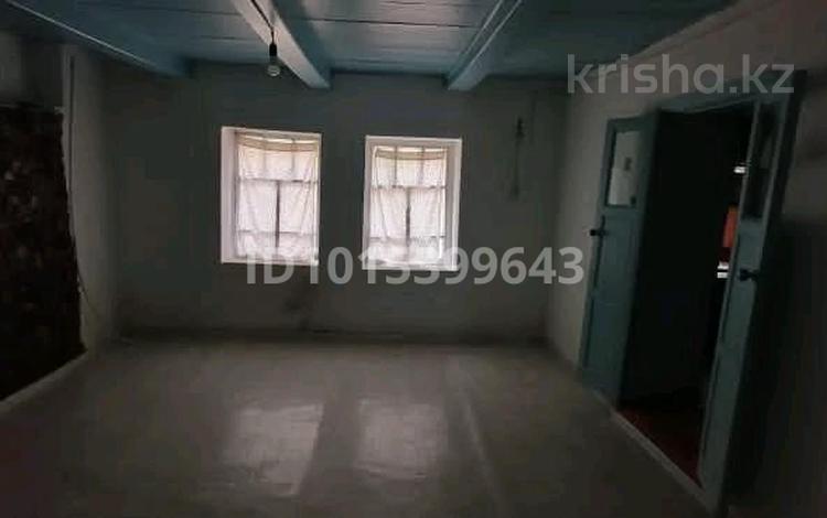 Отдельный дом · 3 комнаты · 100 м² · 6.5 сот., Сулейменова 37 за 2.5 млн ₸ в  — фото 2