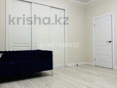 2-комнатная квартира · 65 м² · 8/9 этаж, Камзина 41/3 — Жк Ирина за 300 000 〒 в Павлодаре