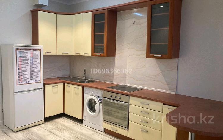 1-комнатная квартира · 50 м² · 9/12 этаж, 19-й мкр 28 за 18 млн 〒 в Актау — фото 2