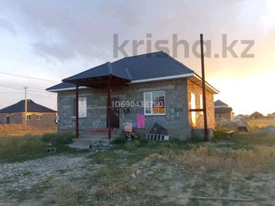 Отдельный дом • 3 комнаты • 100 м² • 10 сот., 47 52 — Магазин Асель за 19 млн 〒 в Талдыкоргане, село Ынтымак