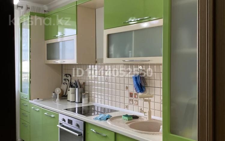 3-комнатная квартира · 70 м² · 9/9 этаж, Сауран 20 за 46 млн ₸ в Астане, Есильский р-н — фото 2