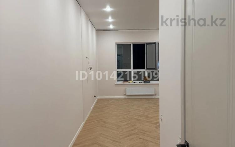 1-комнатная квартира · 34.8 м² · 7/12 этаж, мкр Дарабоз 91 за 24.9 млн ₸ в Алматы, Алатауский р-н — фото 2