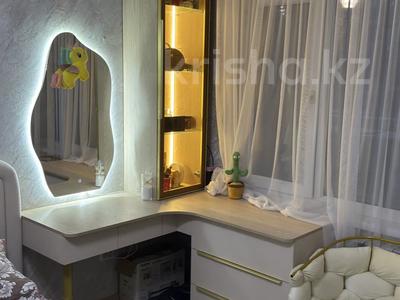 3-комнатная квартира · 73 м² · 1/5 этаж, 8-й микрорайон, 8-й микрорайон за 28 млн 〒 в Шымкенте, Туран р-н