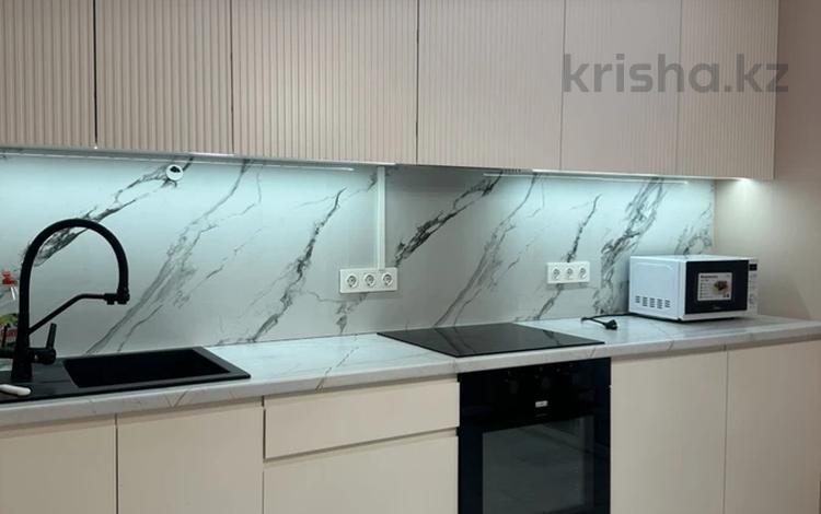 1-бөлмелі пәтер · 45 м² · 6/12 қабат, Тургут Озала 194, бағасы: 320 000 ₸ в Алматы, Алмалинский р-н — фото 2