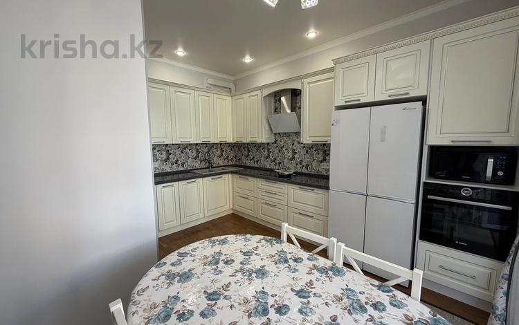 3-комнатная квартира · 95 м² · 2/9 этаж, Аль-Фараби 23 за 83 млн ₸ в Астане, Есильский р-н — фото 2