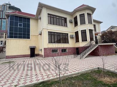 Отдельный дом · 8 комнат · 665 м² · 12 сот., мкр "Самал 2" за 190 млн 〒 в Актау, мкр "Самал 2"