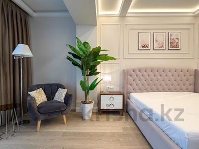 4-комнатная квартира · 180 м² · 6/10 этаж, Кабанбай Батыра — Бегалина за 1.7 млн 〒 в Алматы, Алмалинский р-н