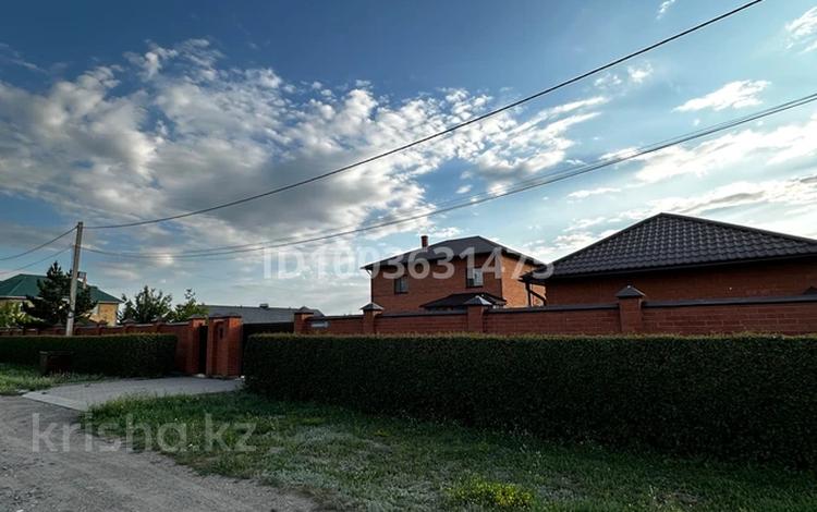 Отдельный дом · 5 комнат · 380 м² · 25 сот., мкр Кунгей , Жандарбекова 6 за 180 млн ₸ в Караганде, Казыбек би р-н — фото 2