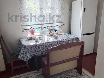 Жеке үй · 3 бөлме · 75 м² · 13 жүзд., Брусиловского 8/2 — Больница, бағасы: 10.5 млн ₸ в Урджаре