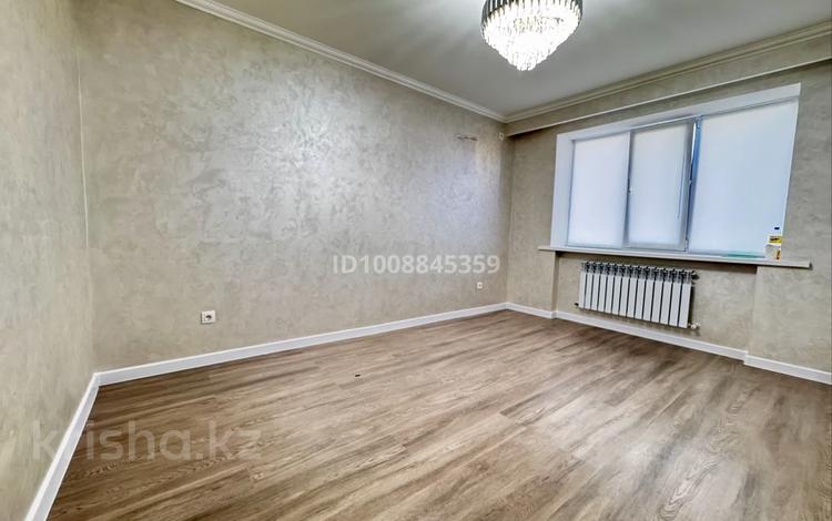 3-комнатная квартира · 56.6 м², мкр Центральный, Сатпаева за 22.9 млн ₸ в Атырау — фото 8