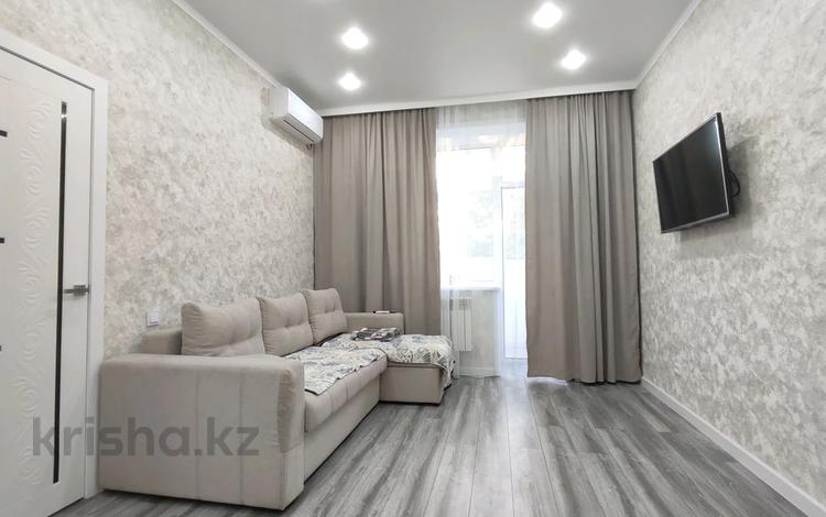 1-комнатная квартира · 54 м² · 3/10 этаж, Назарбаева 1/3 — Назарбаева-Торайгырова за 15 000 ₸ в Павлодаре — фото 2
