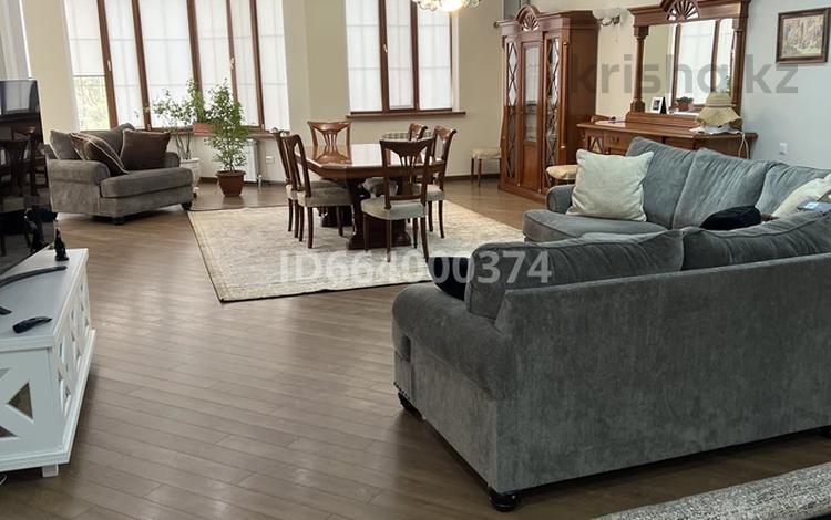 4-комнатная квартира · 250 м² · 2/7 этаж, Атшабар 1 за 110 млн ₸ в Таразе — фото 91