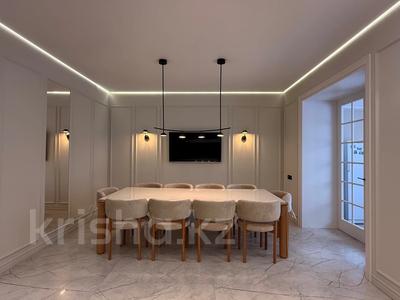 5-комнатная квартира · 181.3 м² · 3/10 этаж, мкр. Алтын орда, Молдагуловой — Теннисный центр, Достык, академия творчества за 150 млн 〒 в Актобе