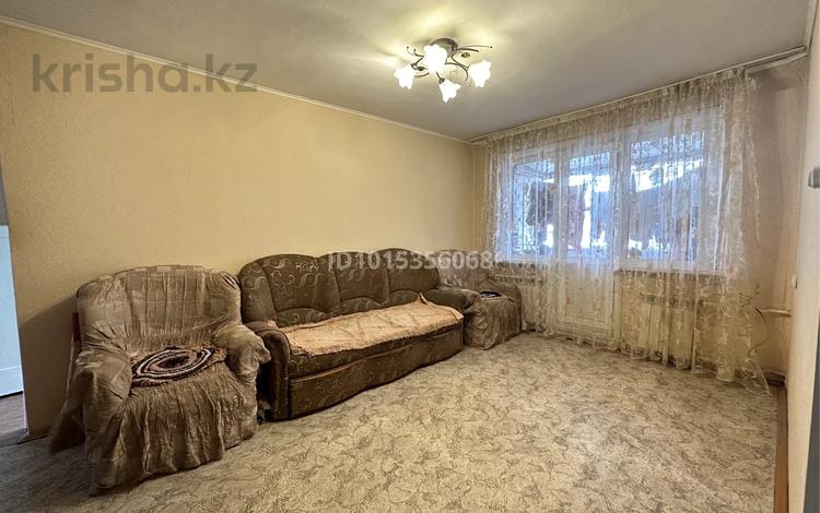 3-комнатная квартира · 57.1 м² · 5/5 этаж, Жумабаева 107 за 18 млн ₸ в Петропавловске — фото 2
