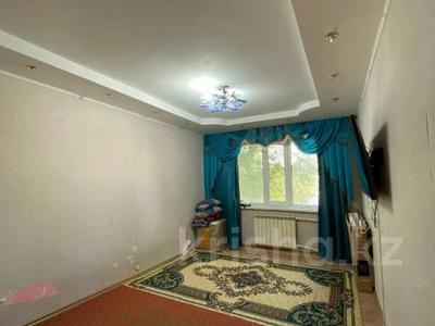 2-бөлмелі пәтер · 55 м² · 2/5 қабат, мкр 8, ул.бр.Жубановых, бағасы: 15.5 млн ₸ в Актобе