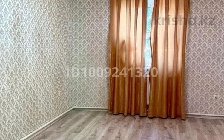 Отдельный дом · 5 комнат · 300 м², мкр Атырау, Акарыс 31а за 350 000 〒 — фото 2