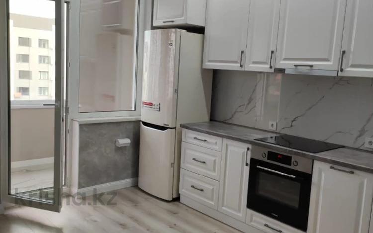3-бөлмелі пәтер · 95 м² · 8/9 қабат, проспект Мангилик Ел 41/5, бағасы: 90 млн ₸ в Астане, Есильский р-н — фото 2