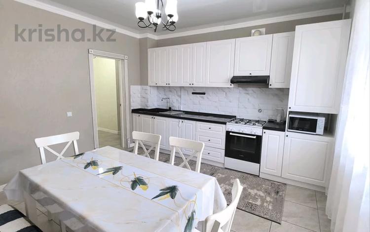 1-комнатная квартира · 65 м² · 2/9 этаж, мкр. Алтын орда, Батыс 2 — проспект Молдагулова за 250 000 ₸ в Актобе — фото 2