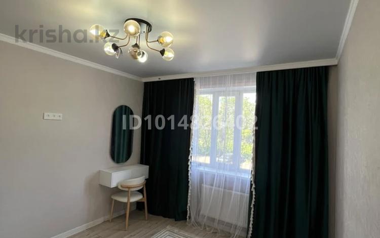 3-комнатная квартира · 75.5 м² · 2/11 этаж, мкр Юго-Восток, Сарыарқа 19 — Шахтер даңғылы мен Республика даңғылы за 39 млн ₸ в Караганде, Казыбек би р-н — фото 2