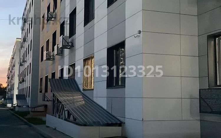 Часть дома · 2 комнаты · 51.9 м² · 51.9 сот., мкр Думан-2 172/10 за 300 000 ₸ в Алматы, Медеуский р-н — фото 2