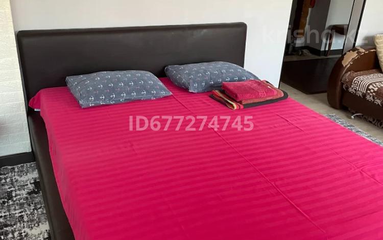 1-бөлмелі пәтер · 34 м² · 3/5 қабат, Нурмакова — Толе Би, бағасы: 2 500 ₸ в Алматы, Алмалинский р-н — фото 2
