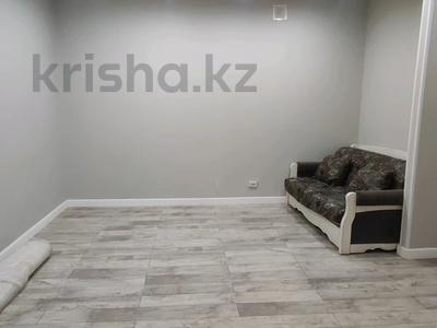 2-бөлмелі пәтер · 75 м² · 2/6 қабат, ул. Алии Молдагуловой 23, бағасы: 250 000 ₸ в Уральске